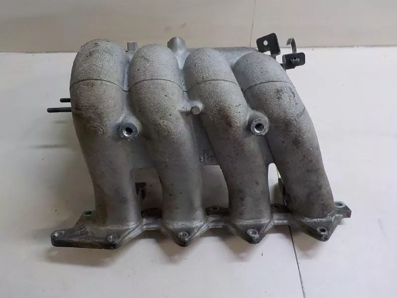 Впускной коллектор ST298794 Впускной коллектор ST298794