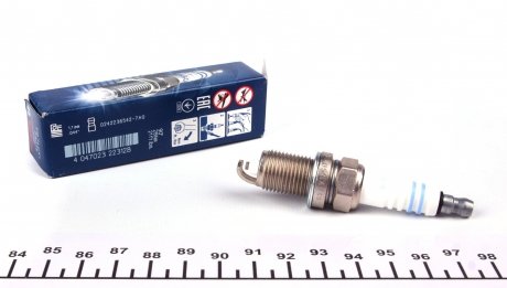 Свеча зажигания BOSCH BS278340