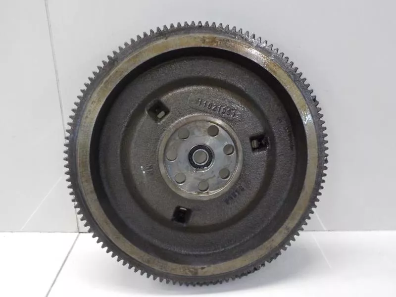 Маховик двигателя BS266891