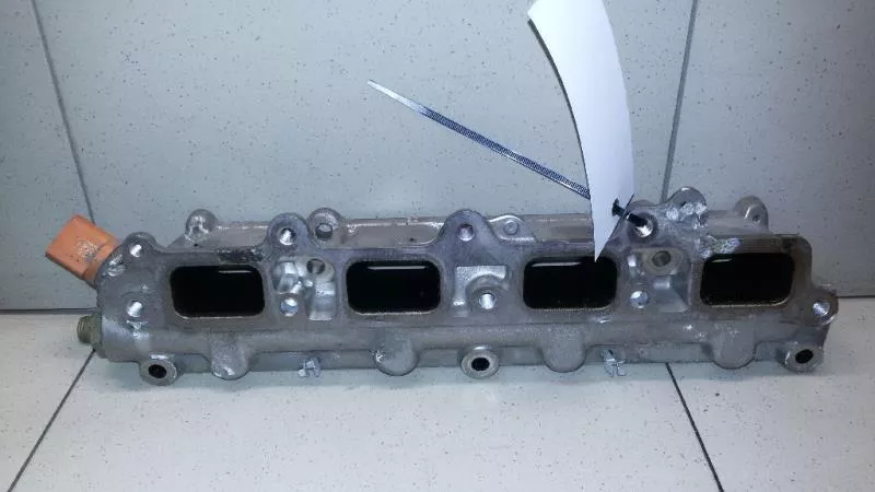 Впускной коллектор ST299292 Впускной коллектор ST299292