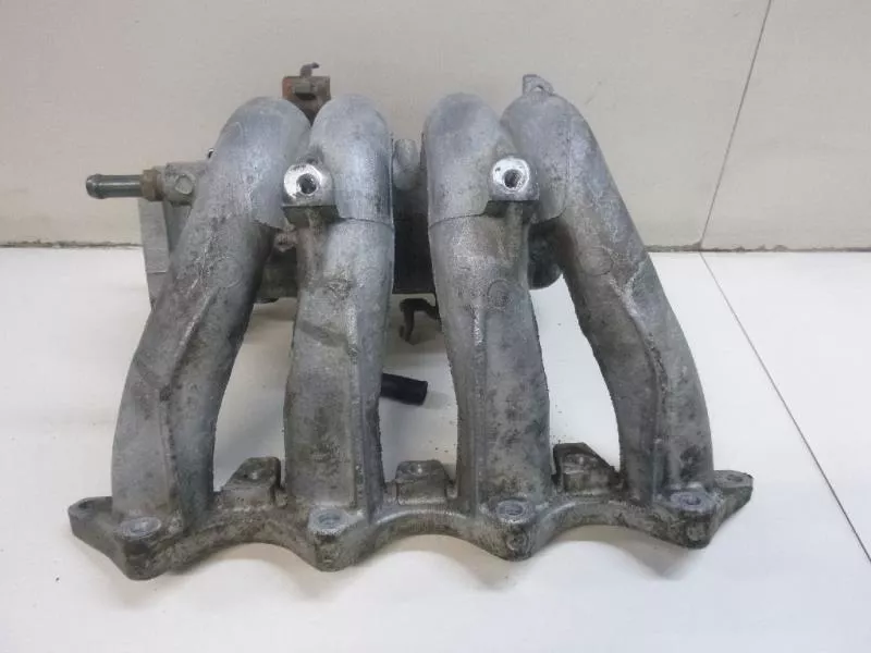 Впускной коллектор ST298823