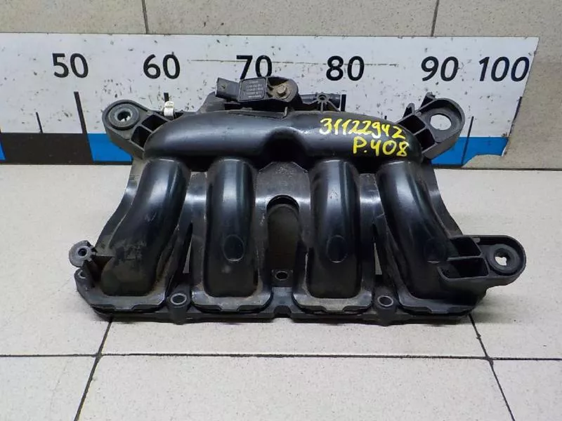 Впускной коллектор ST299242 Впускной коллектор ST299242