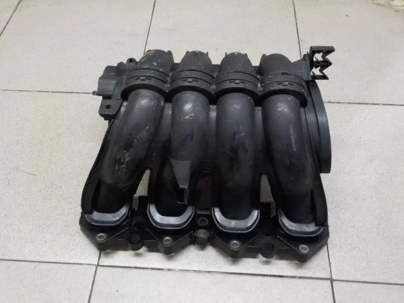 Впускной коллектор ST299465 Впускной коллектор ST299465