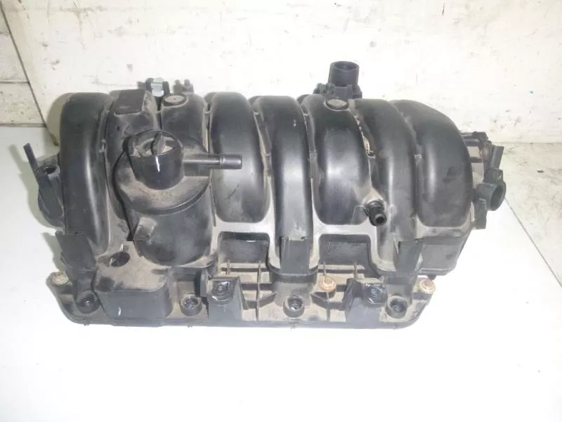 Впускной коллектор ST302216