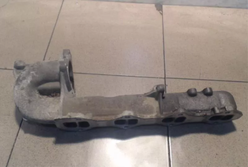 Впускной коллектор ST300271 Впускной коллектор ST300271