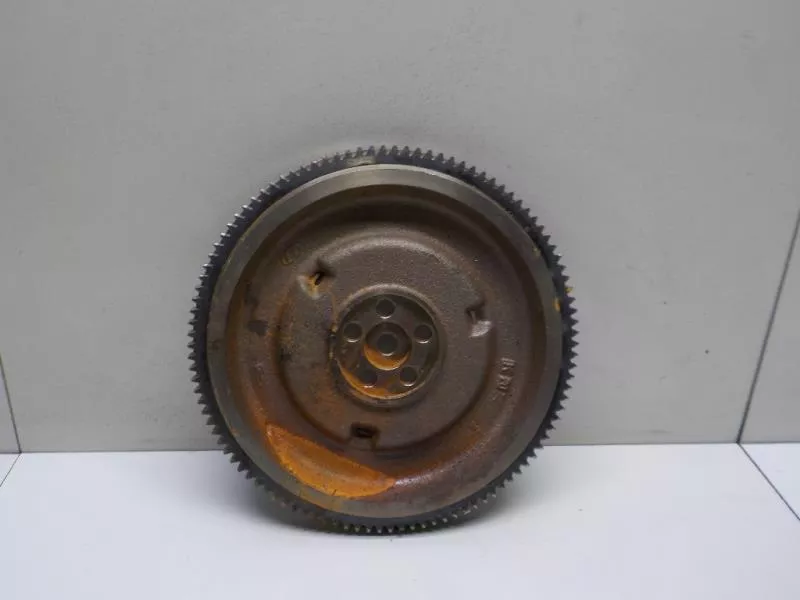 Маховик двигателя BS264532