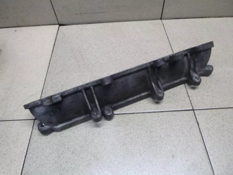 Впускной коллектор ST302188