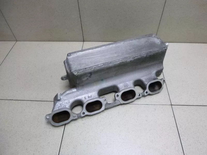 Впускной коллектор ST299895