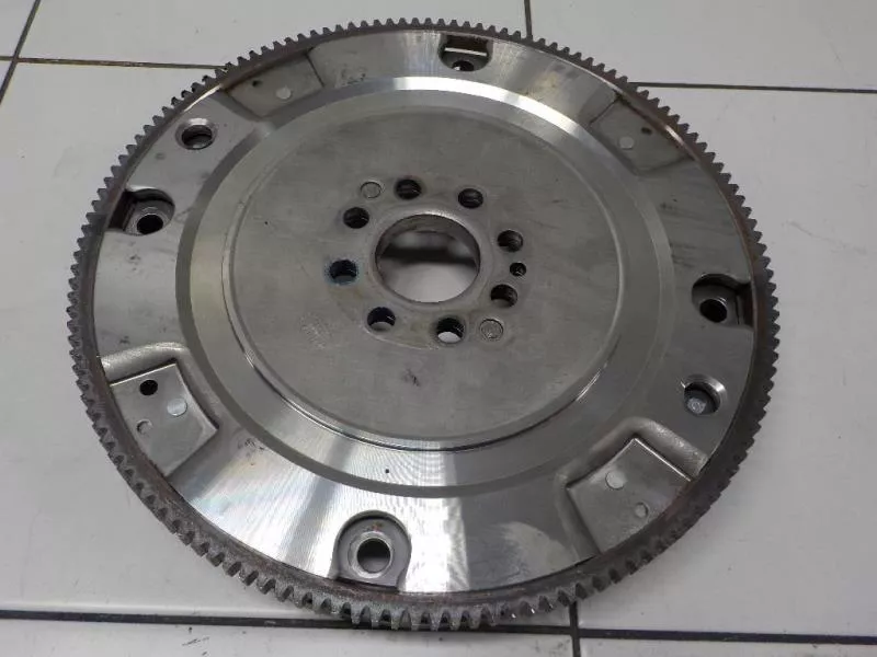 Маховик двигателя BS267302