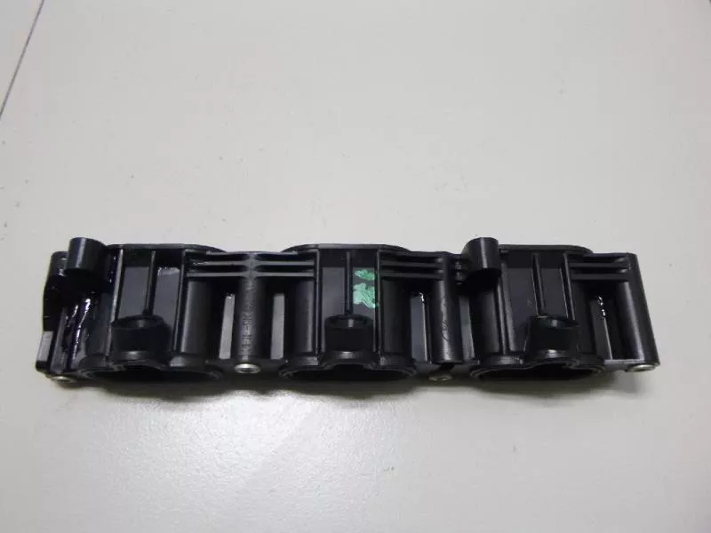 Впускной коллектор ST298393