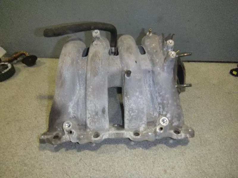 Впускной коллектор ST298400