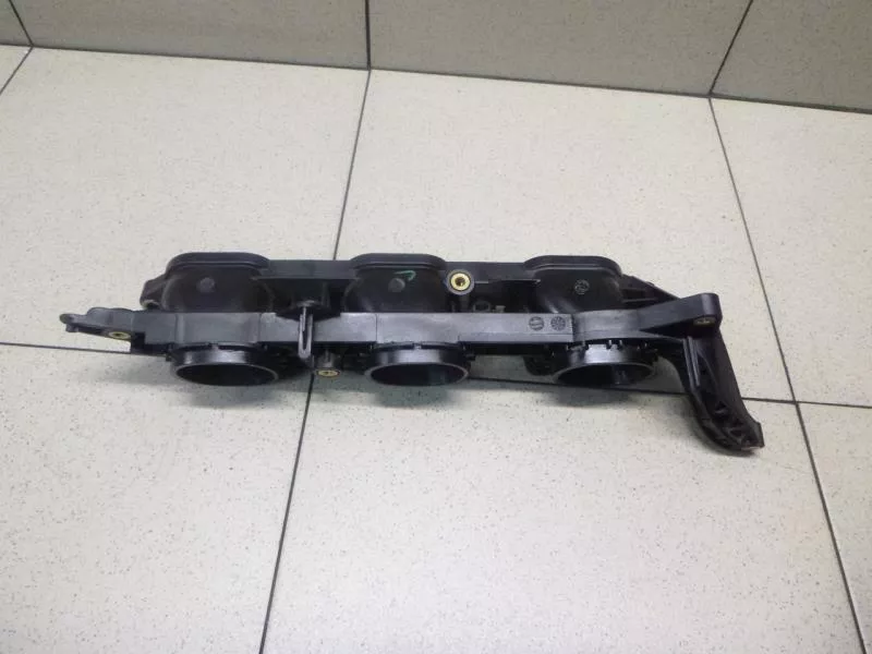 Впускной коллектор ST300969 Впускной коллектор ST300969