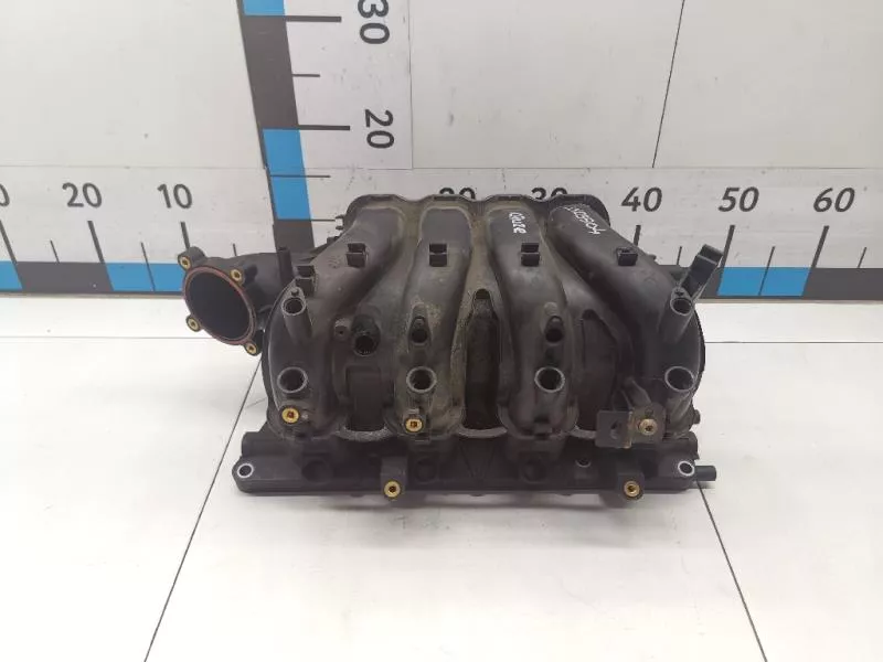 Впускной коллектор ST301022 Впускной коллектор ST301022