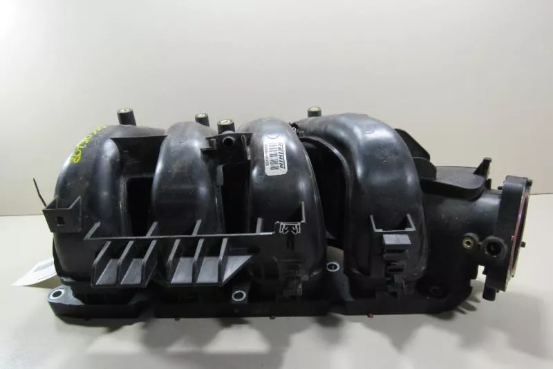 Впускной коллектор ST303168 Впускной коллектор ST303168