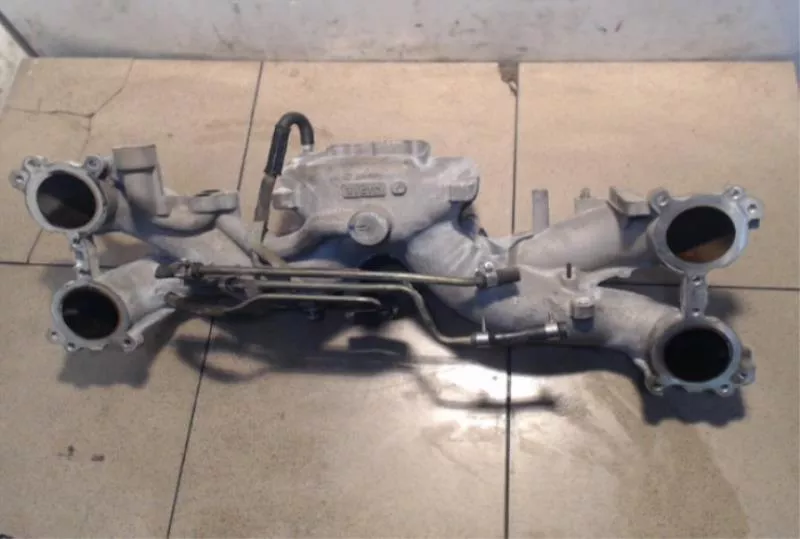 Впускной коллектор ST301237