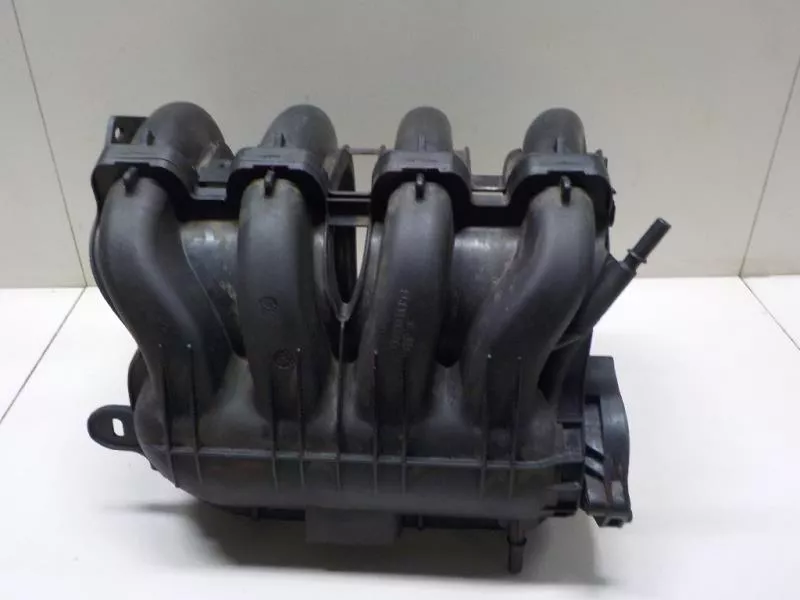 Впускной коллектор ST298032 Впускной коллектор ST298032