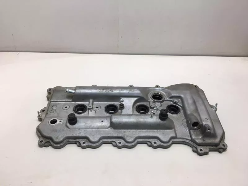 Клапанная крышка ГБЦ BS69785 Клапанная крышка ГБЦ BS69785