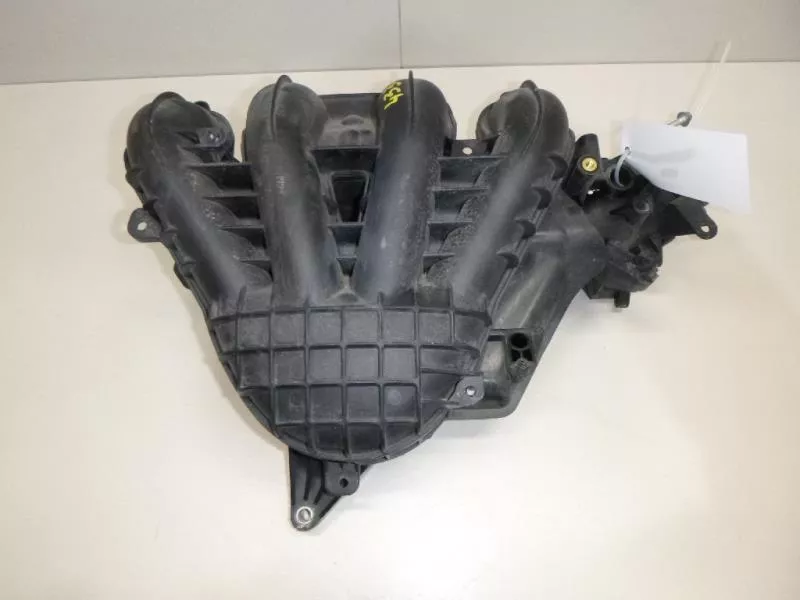 Впускной коллектор ST301942 Впускной коллектор ST301942