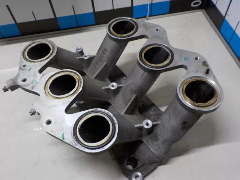 Впускной коллектор ST299862