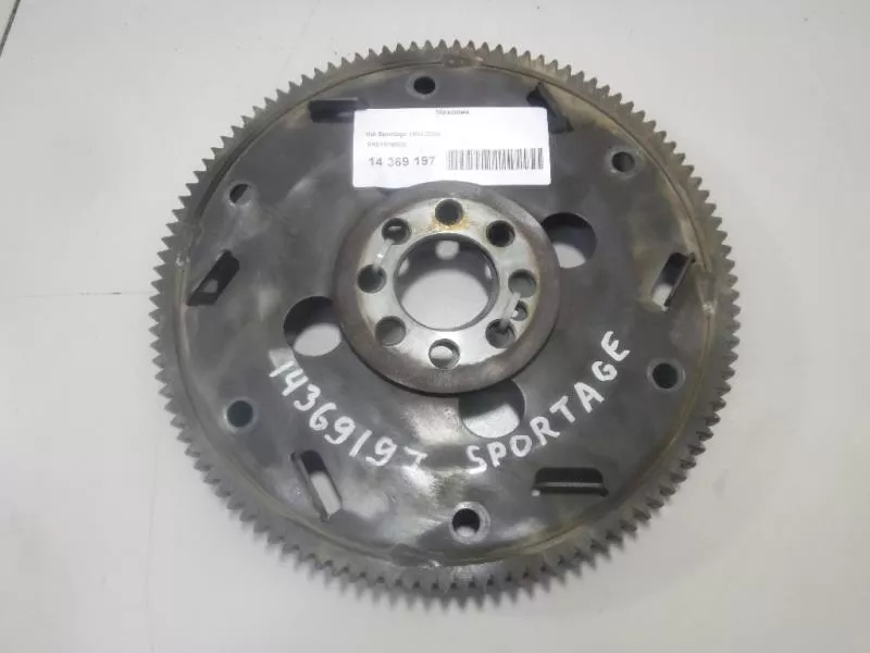 Маховик двигателя BS263406