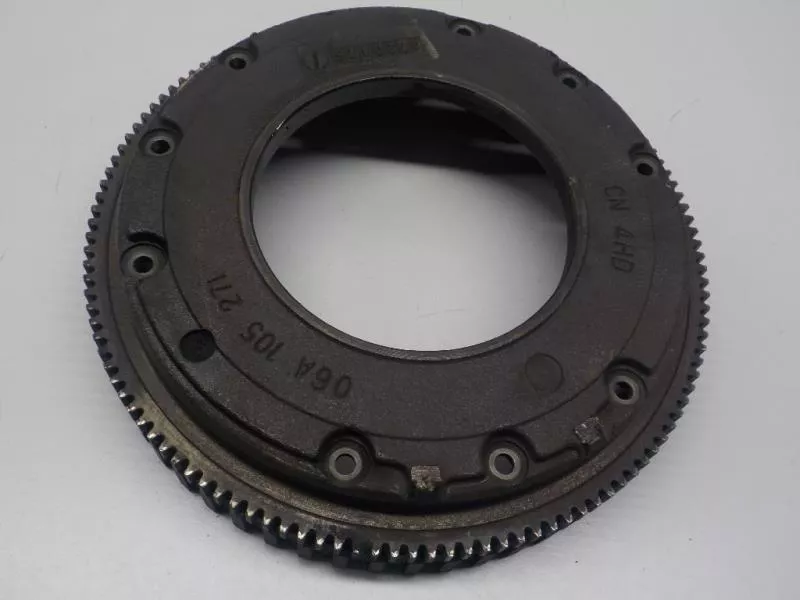 Маховик двигателя BS264450