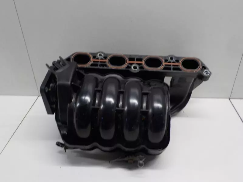 Впускной коллектор ST301254 Впускной коллектор ST301254