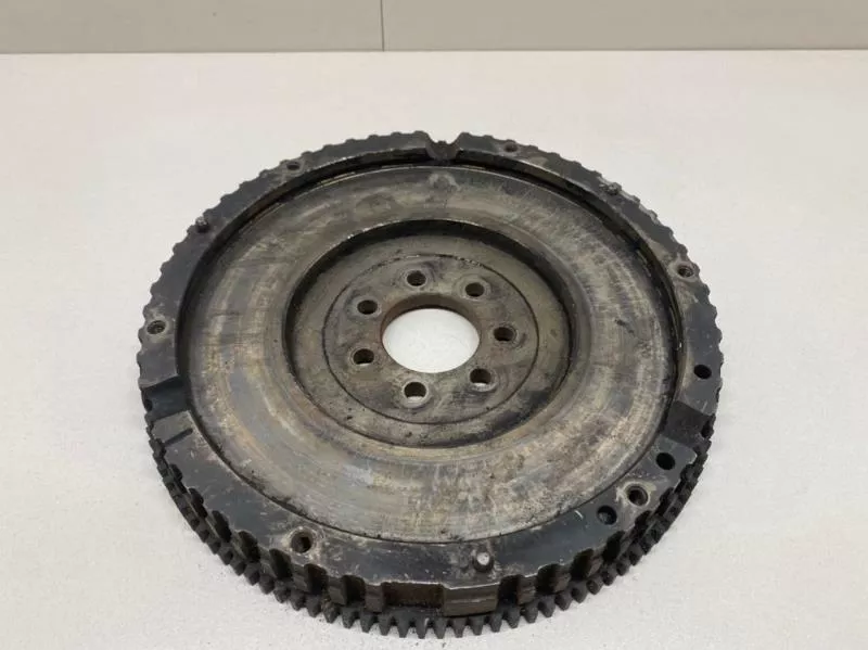 Маховик двигателя BS266984