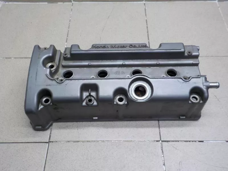 Клапанная крышка ГБЦ BS69564 Клапанная крышка ГБЦ BS69564