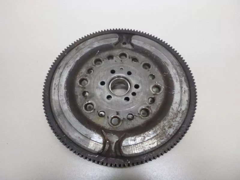 Маховик двигателя BS267438