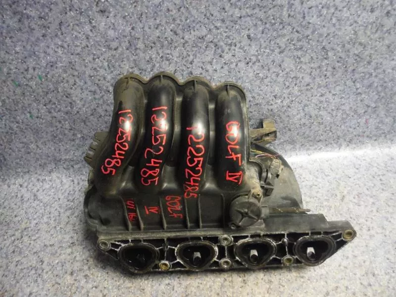 Впускной коллектор ST299879