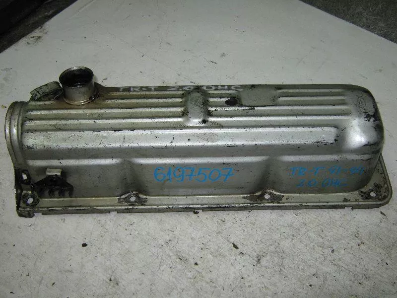 Клапанная крышка ГБЦ BS68808 Клапанная крышка ГБЦ BS68808