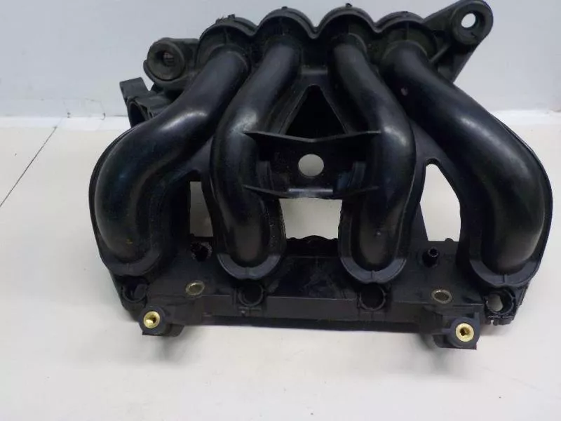 Впускной коллектор ST300066 Впускной коллектор ST300066