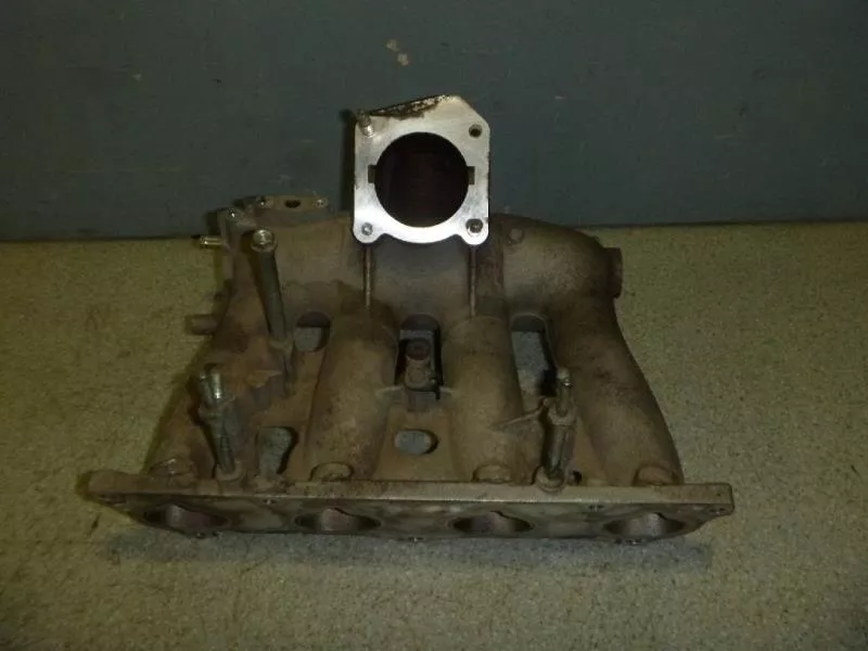 Впускной коллектор ST299668