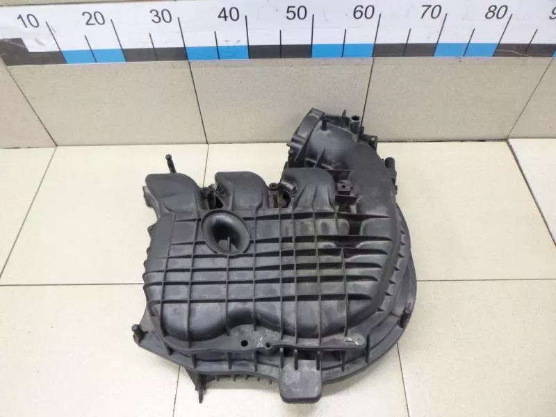 Впускной коллектор ST301828 Впускной коллектор ST301828