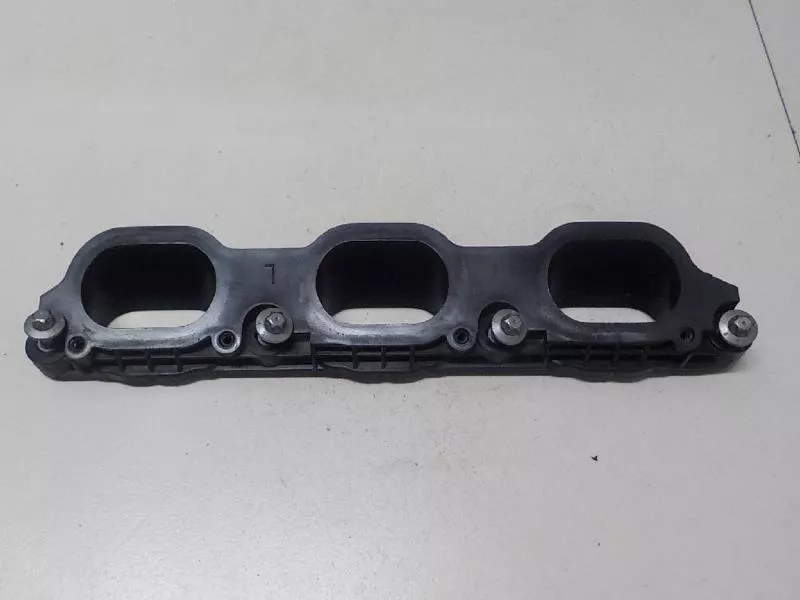 Впускной коллектор ST299966 Впускной коллектор ST299966