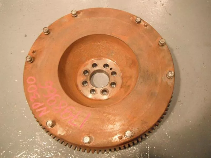 Маховик двигателя BS267542