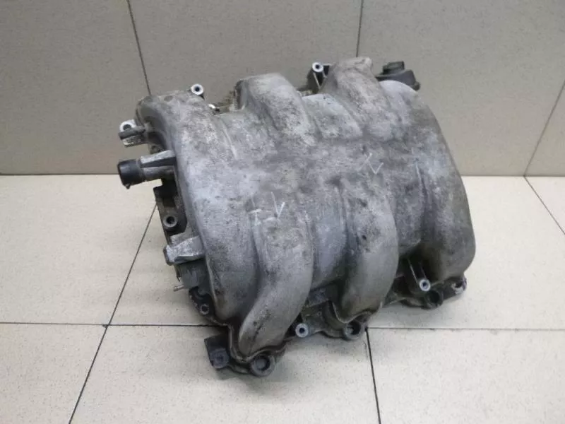 Впускной коллектор ST302277 Впускной коллектор ST302277