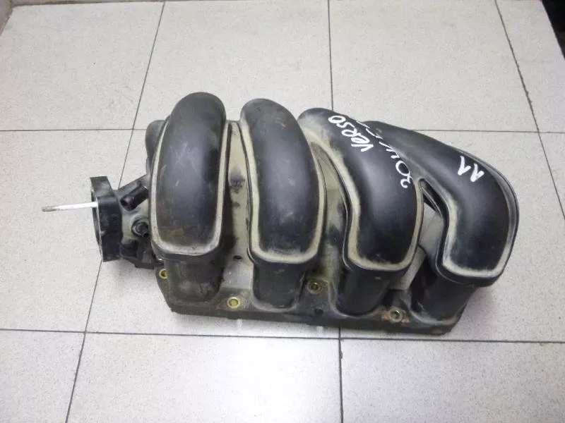 Впускной коллектор ST302384