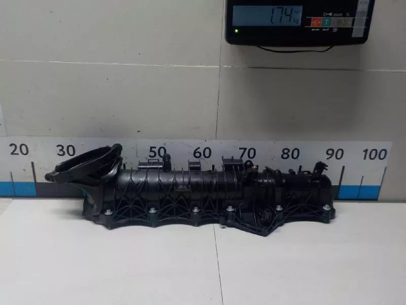 Впускной коллектор ST303244 Впускной коллектор ST303244