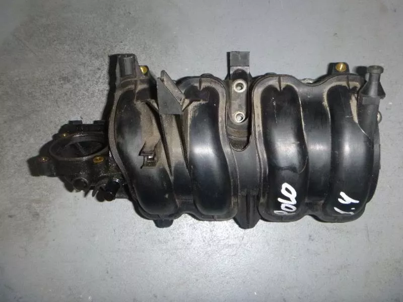 Впускной коллектор ST300075