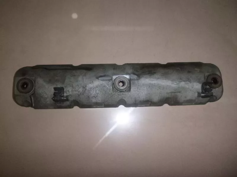 Клапанная крышка ГБЦ BS68402