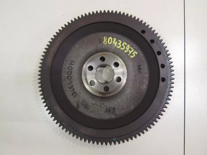 Маховик двигателя BS267134