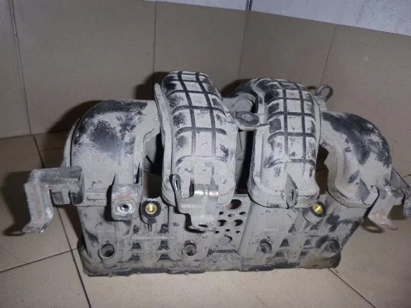 Впускной коллектор ST301087