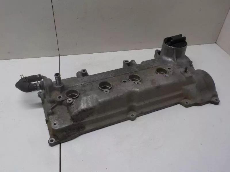 Клапанная крышка ГБЦ BS68147 Клапанная крышка ГБЦ BS68147