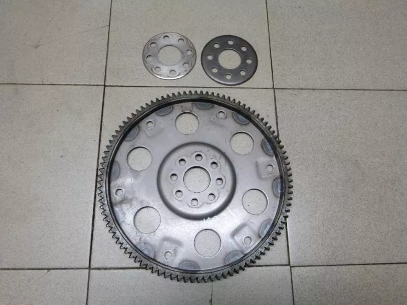 Маховик двигателя BS264220