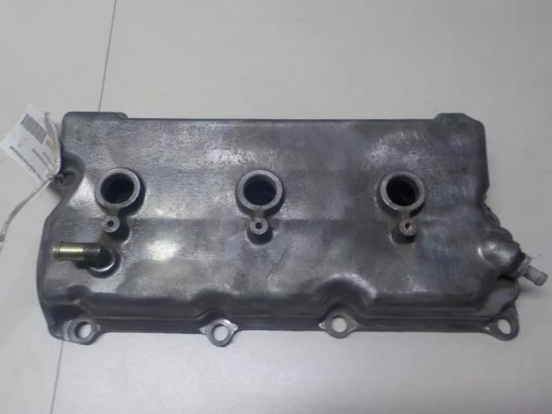 Клапанная крышка ГБЦ BS67950 Клапанная крышка ГБЦ BS67950