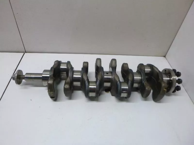 Коленвал BS249750 Коленвал BS249750