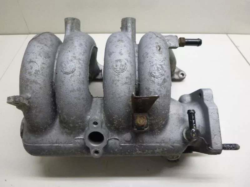 Впускной коллектор ST298822 Впускной коллектор ST298822