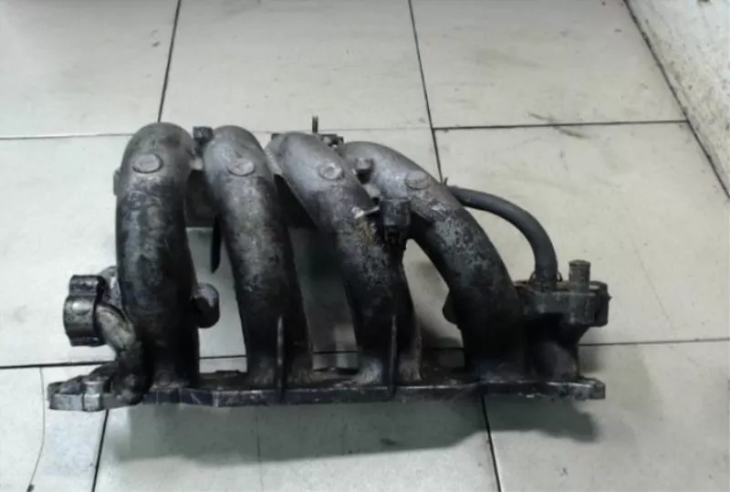 Впускной коллектор ST299641