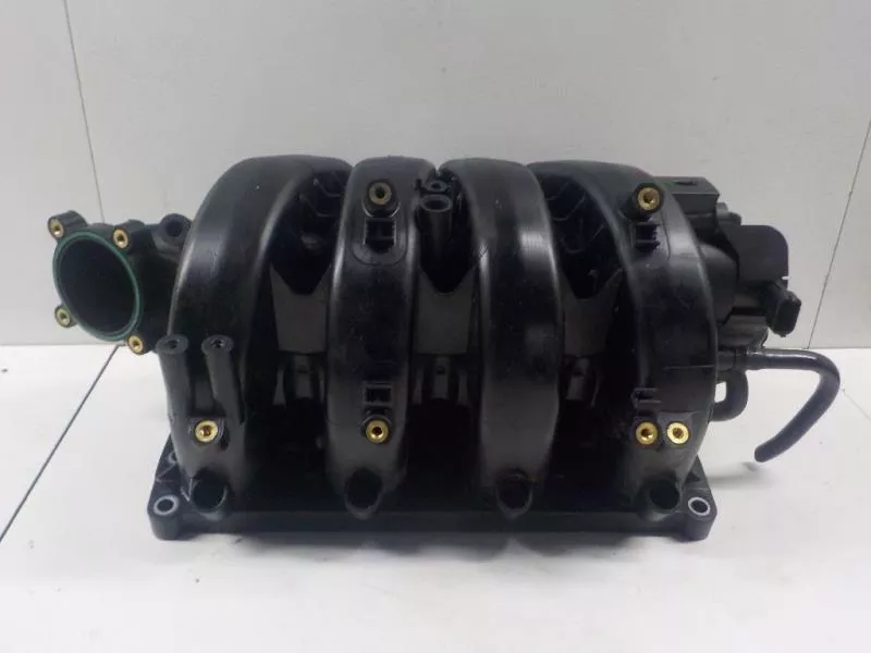 Впускной коллектор ST300871 Впускной коллектор ST300871